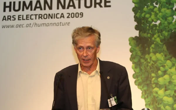 Entrevista a Derrick de Kerckhove, el gurú del internet