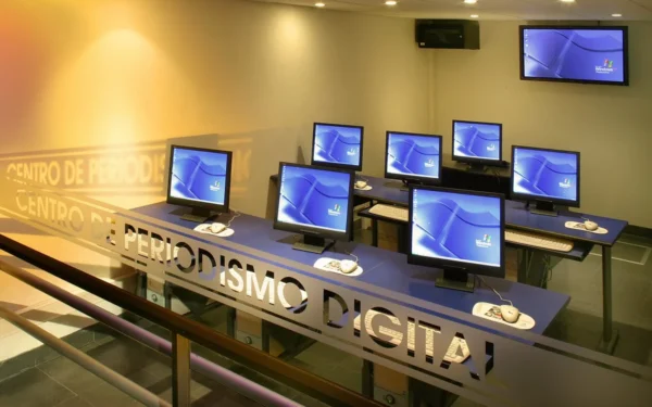 Periodismo digital peruano avanza con pie firme